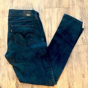 Levi’s Demi Curve Dark Wash Jeans - Skinny Fit
